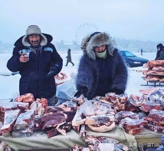 一年“冬眠”七个月，西伯利亚人过冬，吃喝拉撒怎么解决？
